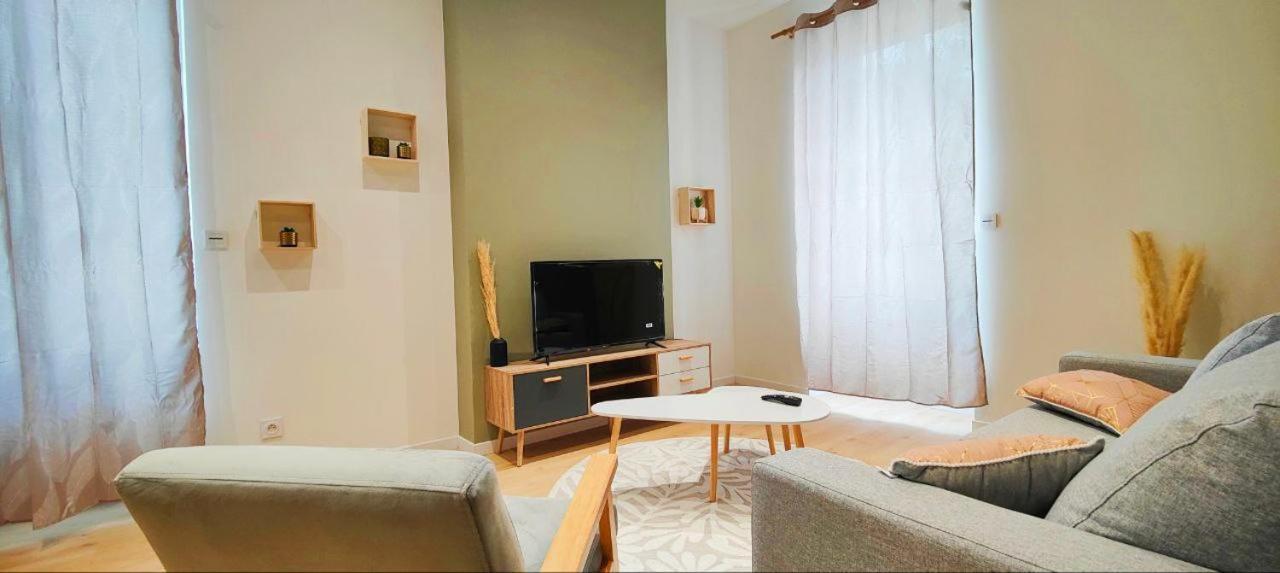 Appartements A Theme Clermont-Ferrand Exterior foto